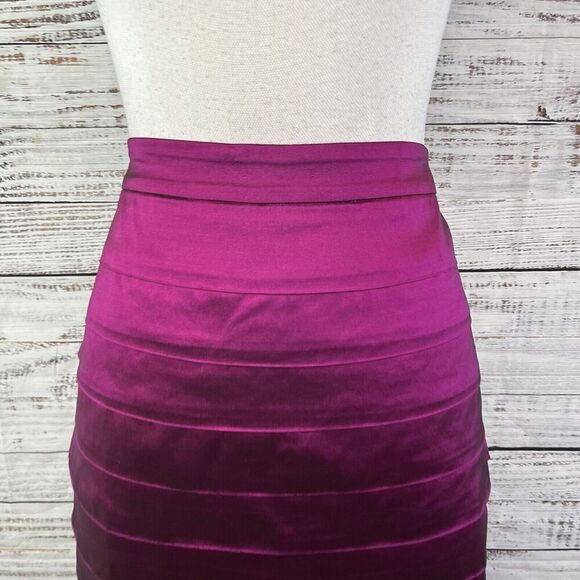 St. John Skirt sz 10 Magenta Taffeta Silk Straight Knee Wedding Cocktail Modest - Picture 4 of 10